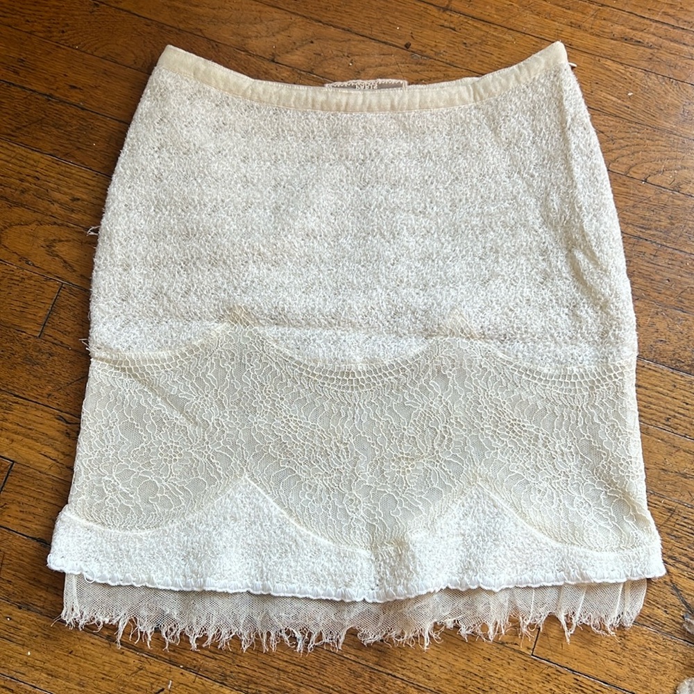 COURTWORTH PARIS lace skirt size S/M